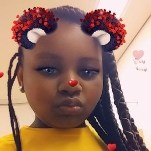 Meet your Posher, Carliyah